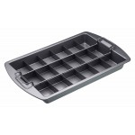 Chicago Metallics Brownie Tin with Dividers and Loose Base, 23 x 33 cm (9" x 13")