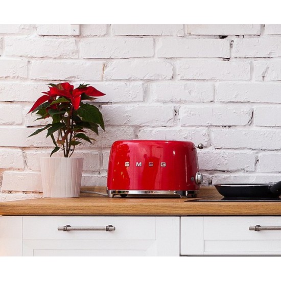 Shop quality Smeg Retro 2 Slice Toaster, 6 Browning Levels, Extra-Wide Bread Slots, Defrost and Reheat Functions, Removable Crumb Tray, 950 W, Red in Kenya from vituzote.com Shop in-store or online and get countrywide delivery!