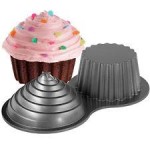 Wilton 3D Giant Cupcake Pan