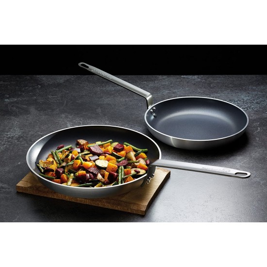 Shop quality MasterClass Heavy Duty Frypan, 32cm in Kenya from vituzote.com Shop in-store or online and get countrywide delivery!