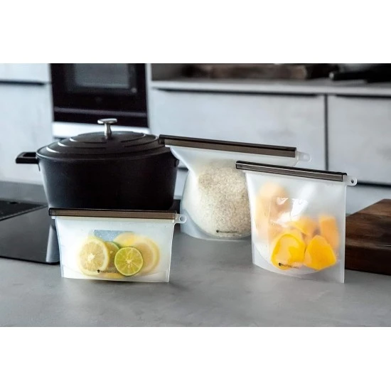 MasterClass 1.5-Litre Reusable Food Bag with Leakproof and Airtight Seal, BPA-Free Silicone, MCFBAG1500 Shop quality MasterClass 1.5-Litre Reusable Food Bag with Leakproof and Airtight Seal, BPA-Free Silicone in Kenya from vituzote.com Shop in-store or online and get countrywide delivery!