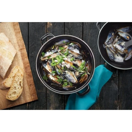 World of Flavours Mediterranean Large Mussels Pot, 5.5-litre capacity, KCMPLRG Shop quality World of Flavours Mediterranean Large Mussels Pot, 5.5-litre capacity in Kenya from vituzote.com Shop in-store or online and get countrywide delivery!